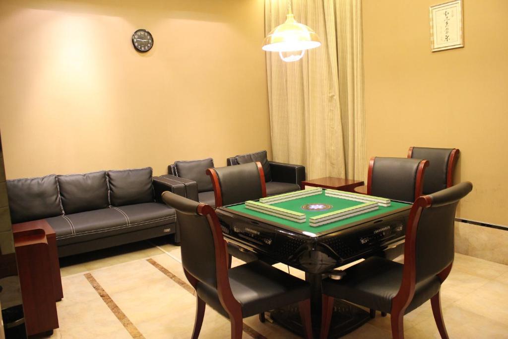 Jun Hao Hotel Dongguan  Exterior photo