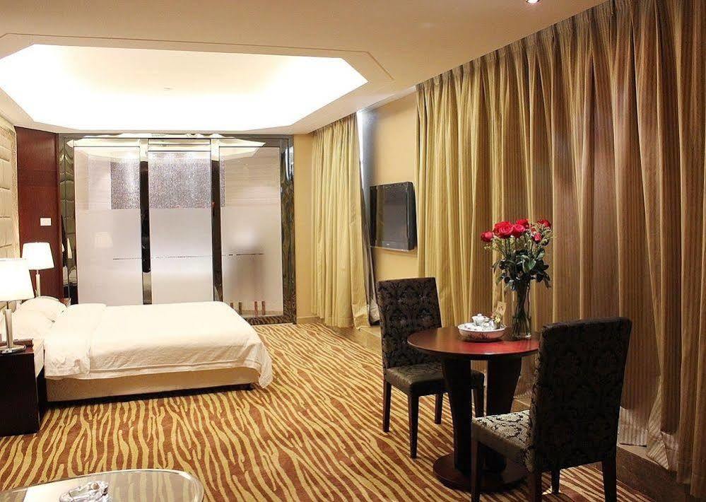 Jun Hao Hotel Dongguan  Exterior photo